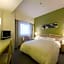 Shin Osaka Washington Hotel Plaza