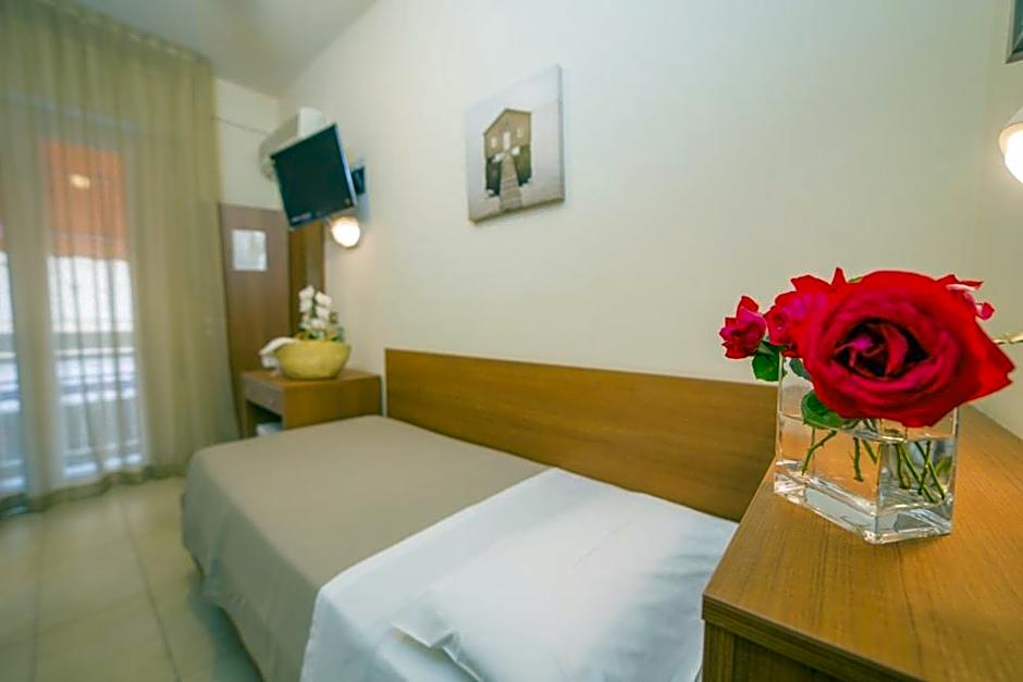 Mediterraneo Hotel & Suites