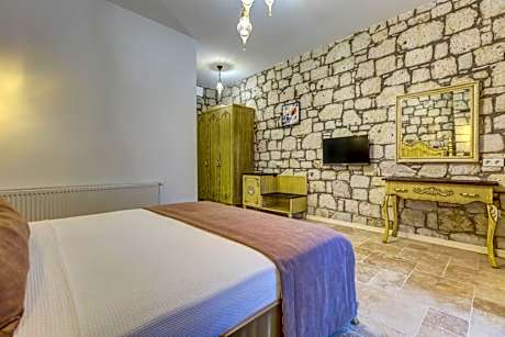 Double Room with Pool View