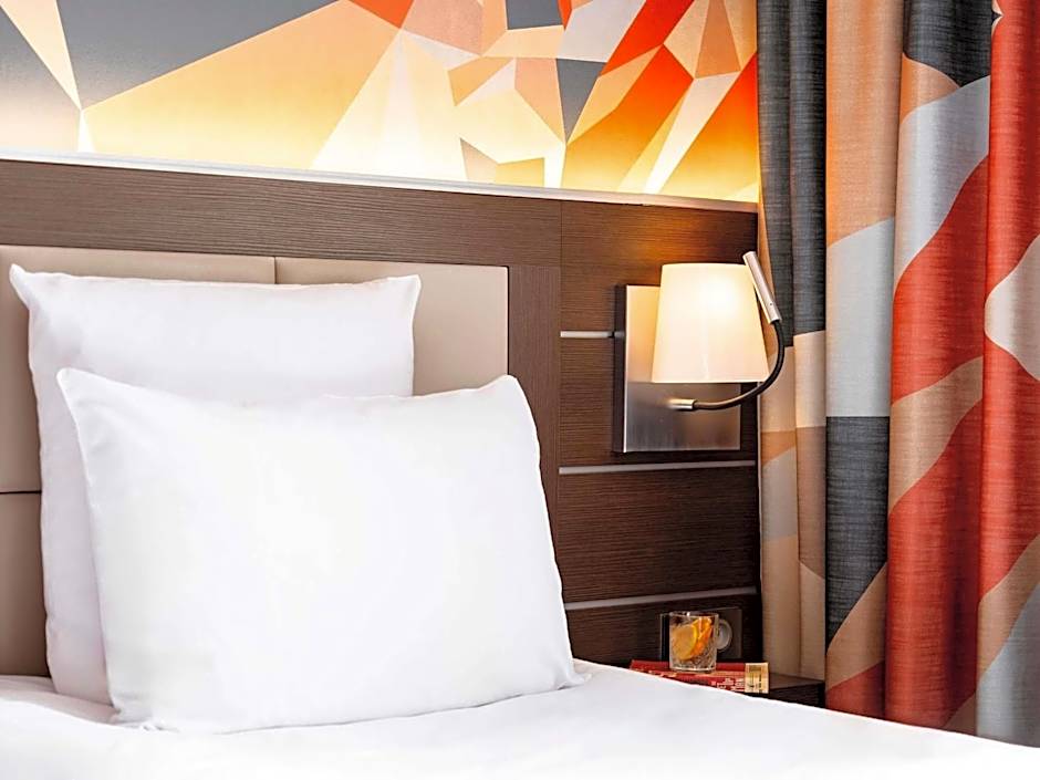 Hotel Mercure Omaha Beach