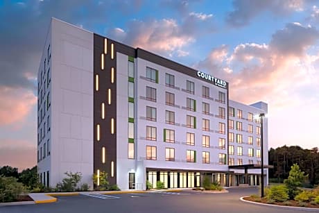 Courtyard by Marriott Lake City