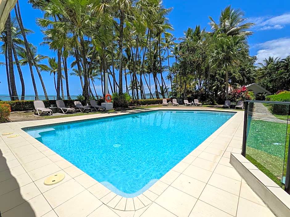 Alamanda Palm Cove Resort by Lancemore
