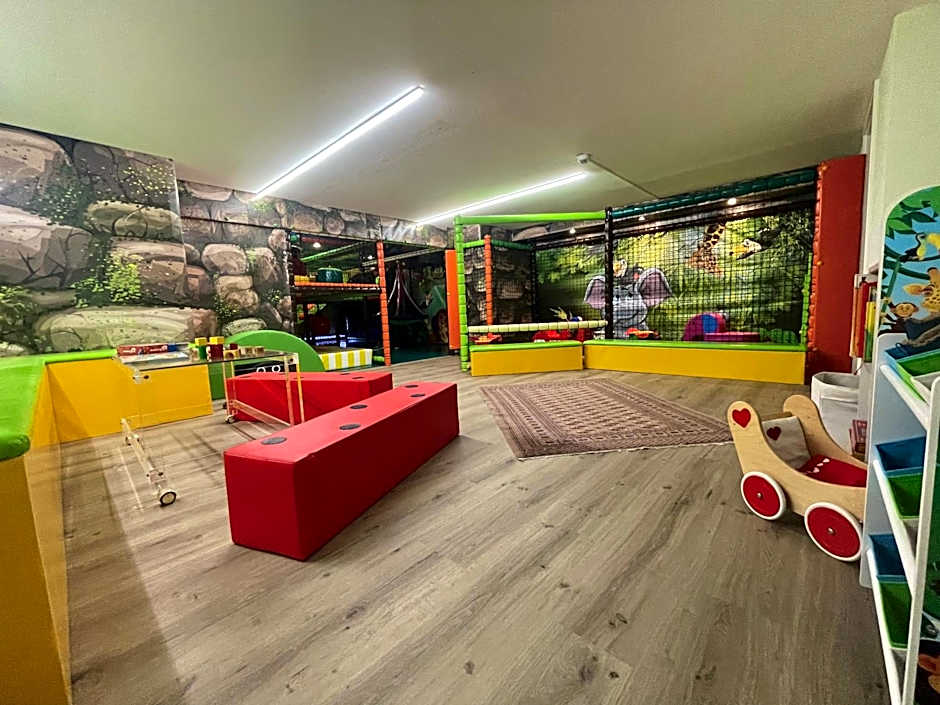 Stoll's Hotel Alpina