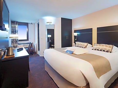 Double bed and Junior bed