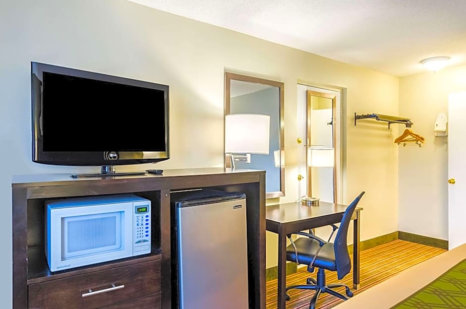 Fairbridge Inn Express Pittsfield