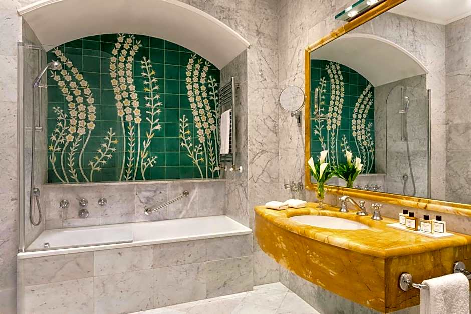 Sina Villa Medici, Autograph Collection by Marriott