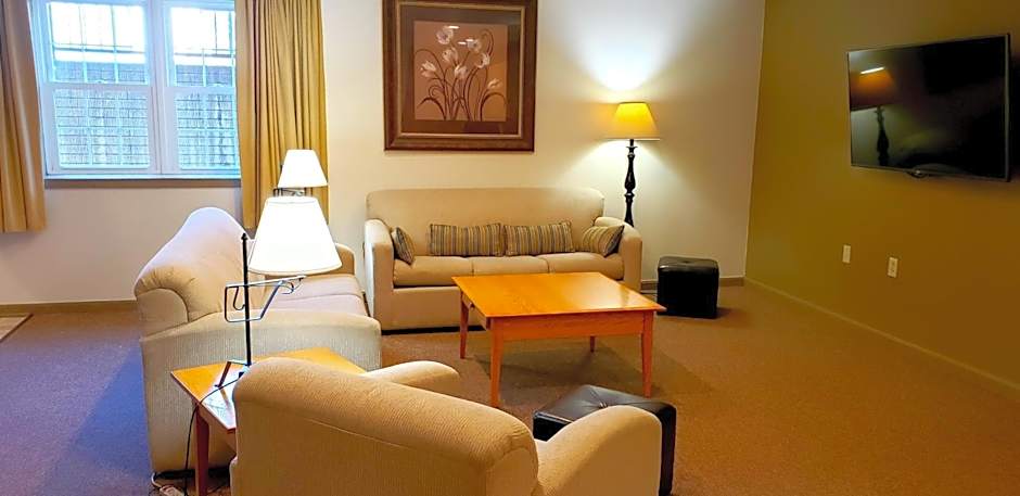 Lodging on the Square