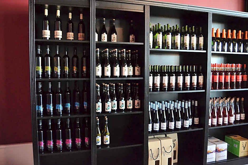 Complejo Enoturístico Finca La Estacada