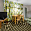Rodeway Inn & Suites Winter Haven Chain of Lakes