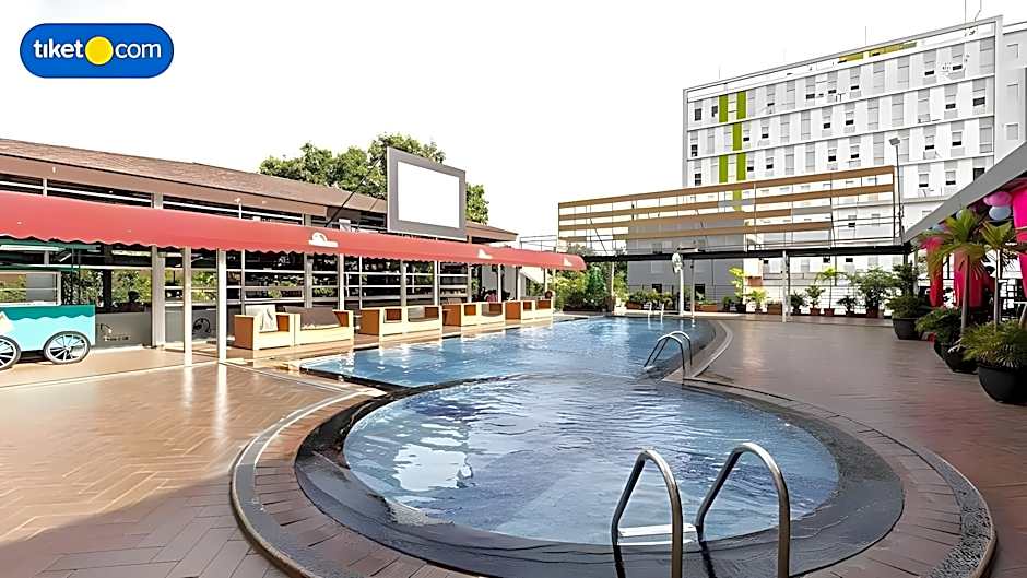 Horison Ultima Makassar
