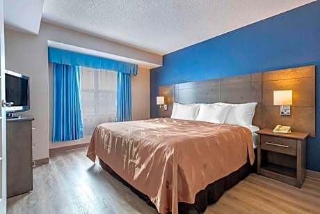 Family Suite - Non-Smoking