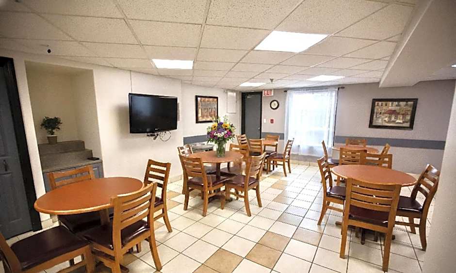Super 8 by Wyndham Whitecourt