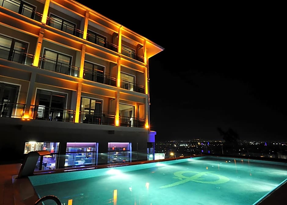 Hotel Çelik Palas Convention Center & Thermal SPA
