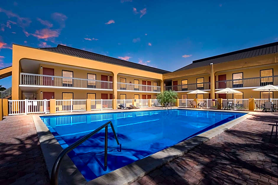 SureStay Hotel by Best Western St Pete Clearwater Airport