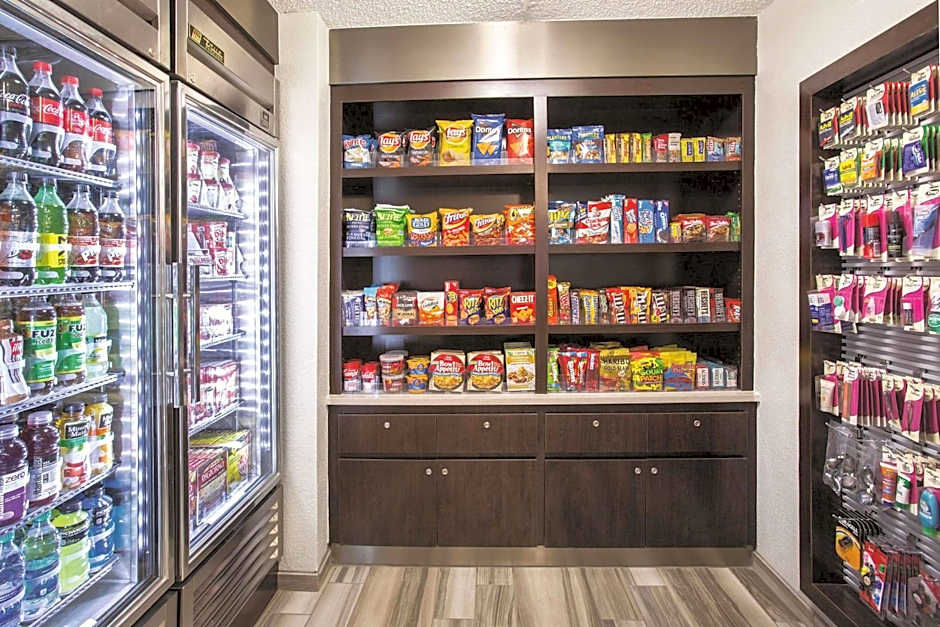 La Quinta Inn & Suites by Wyndham Denver Westminster Mall