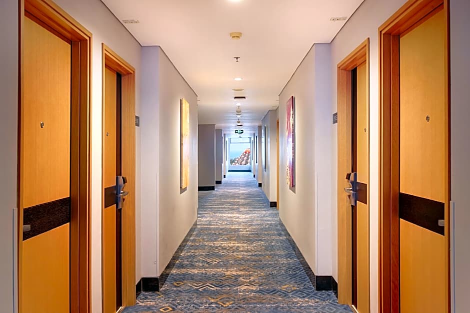 Aston Inn Pantai Losari Makassar