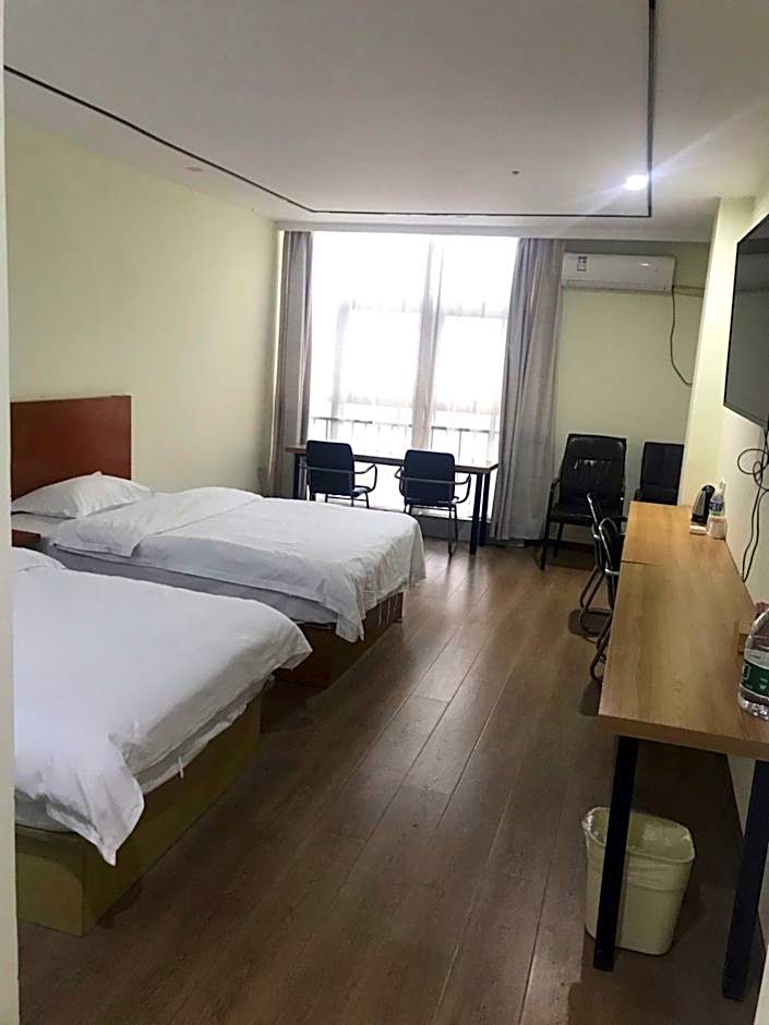 Vatica Hotel Fuyang Linquan Tenghui International City Branch