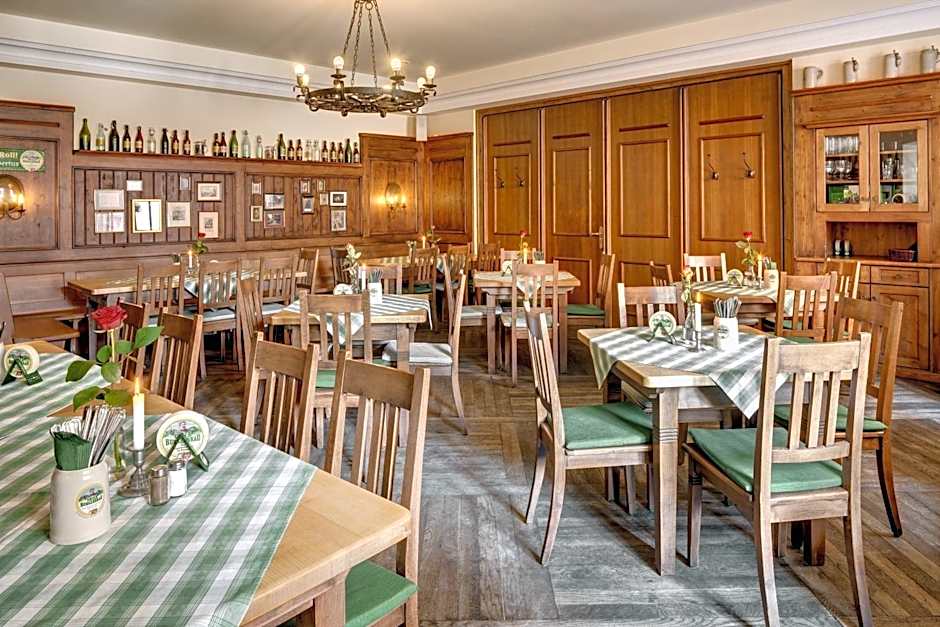 Altstadt- und Businesshotel Pfaubräu - Brauereigasthof - Frühstücksbuffet - kostenfreie Radgarage - Hunde willkommen