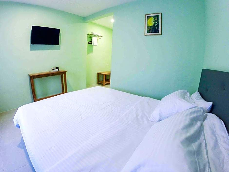 Angel Resthouse (Rumah Tumpangan Angel)