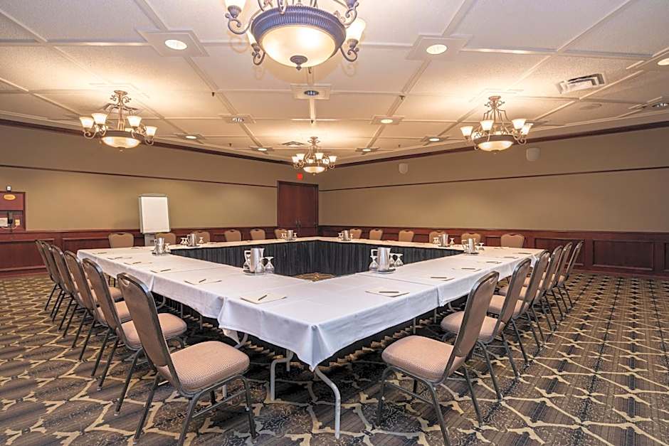 Sandman Signature Edmonton Downtown Hotel