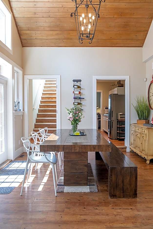 CHATHAM HOUSE Kelowna Bed & Breakfast