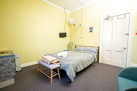 Double Room with Shared Bathroom