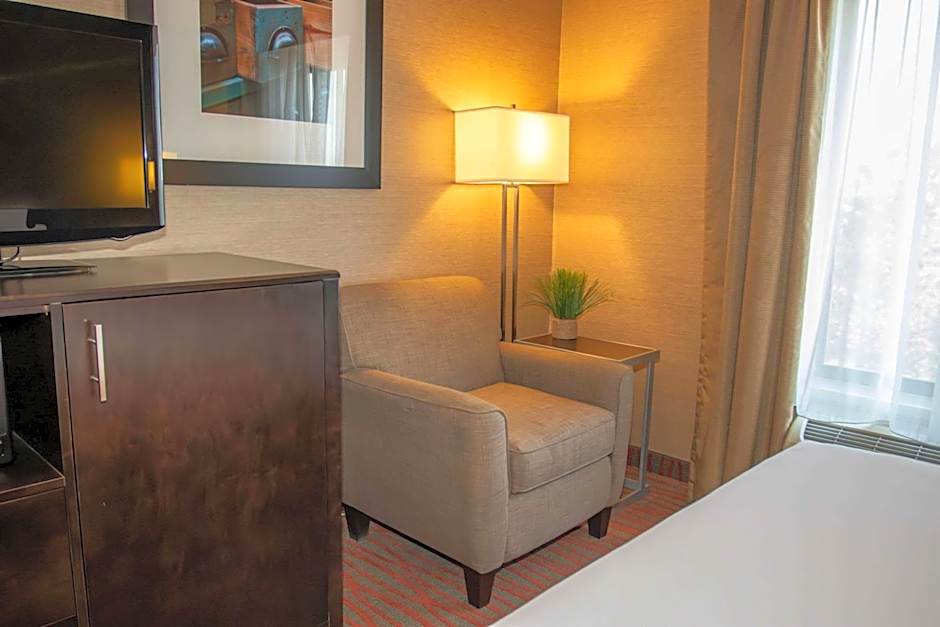 Country Inn & Suites by Radisson, Garden City, KS