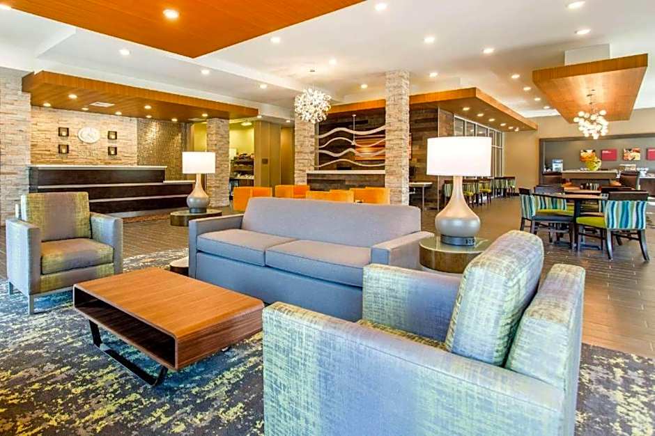Comfort Suites – North Charleston, SC