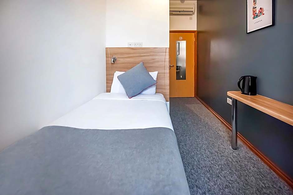 Arinza Hotel, London Ilford