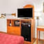 Econo Lodge Inn & Suites