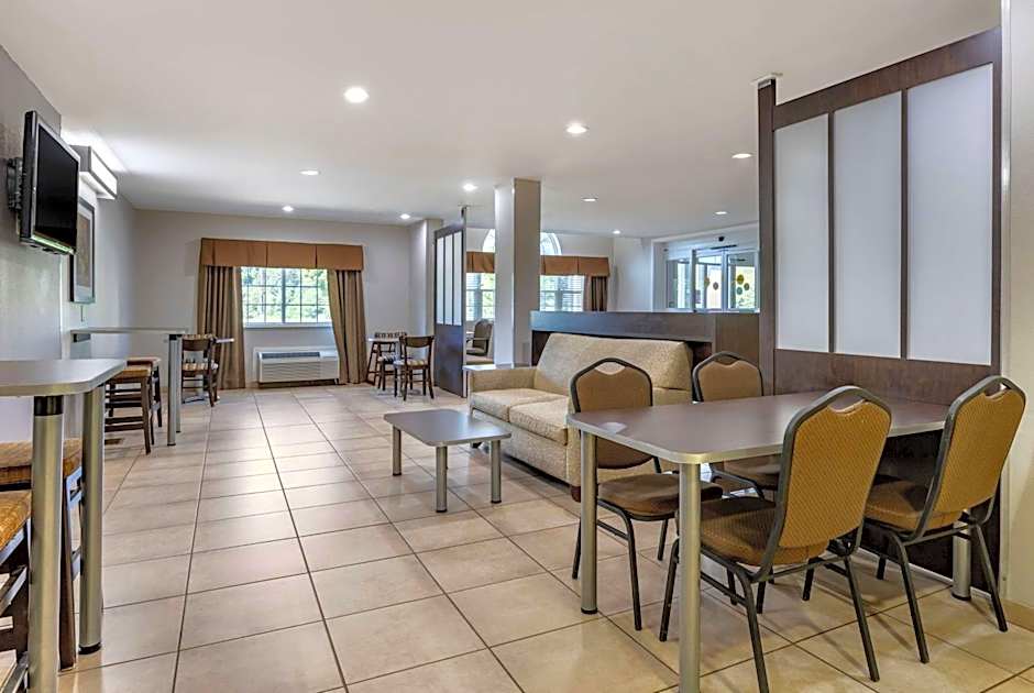 Microtel Inn & Suites By Wyndham Sylva Dillsboro Area