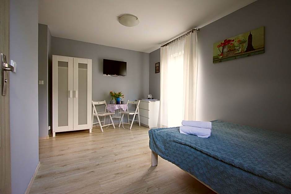 Pokoje Nadrzeczna 45