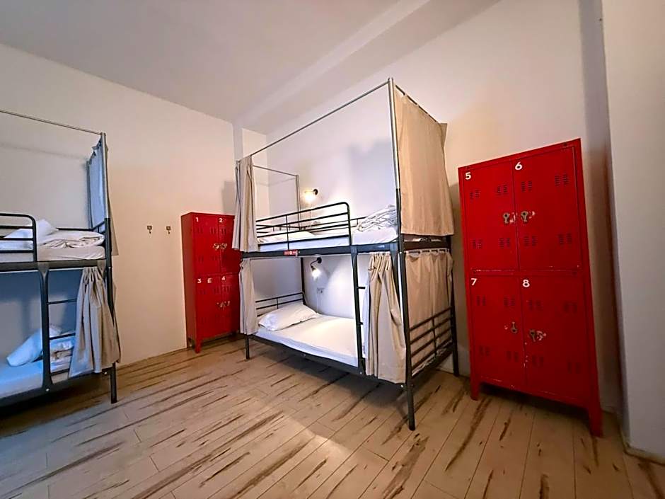 QUO Milano