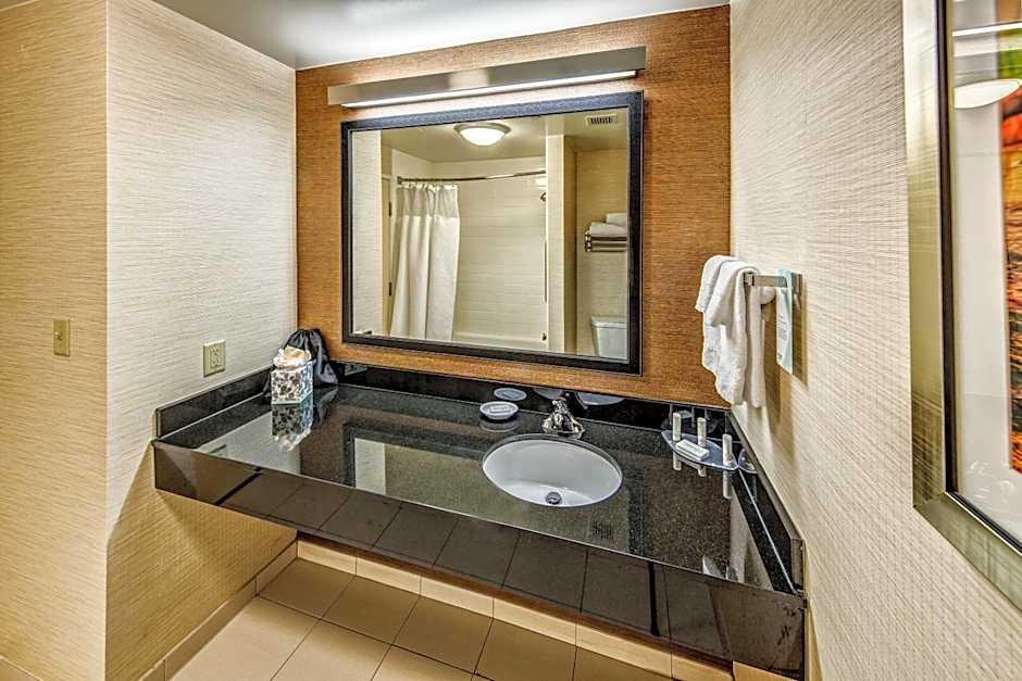 Fairfield Inn & Suites by Marriott Austin Northwest/The Domain Area