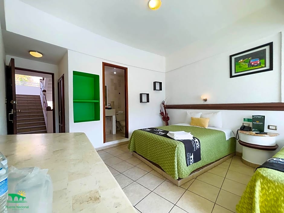 Hotel Puente Nacional & Spa