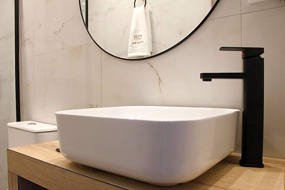 UrbanBay Hotel & Spa