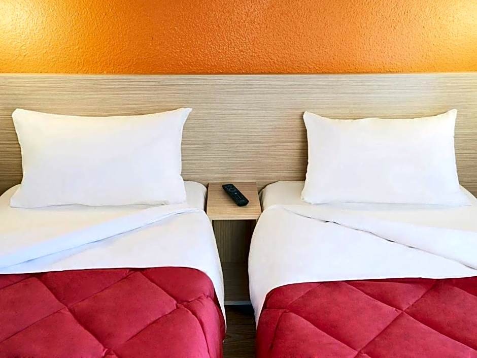 Premiere Classe Creil - Villers Saint Paul