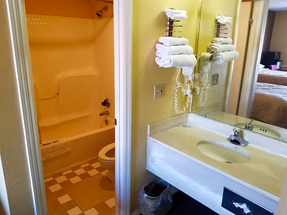 Americas Best Inn - Savannah I-95