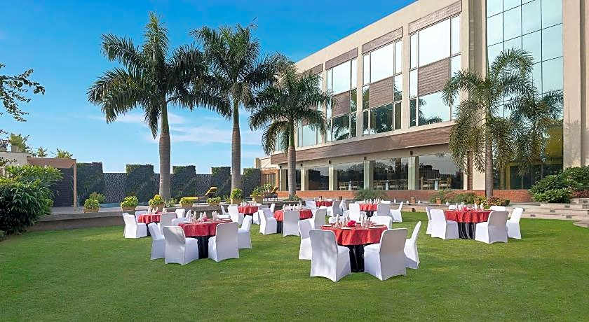 Country Inn & Suites By Radisson Jammu