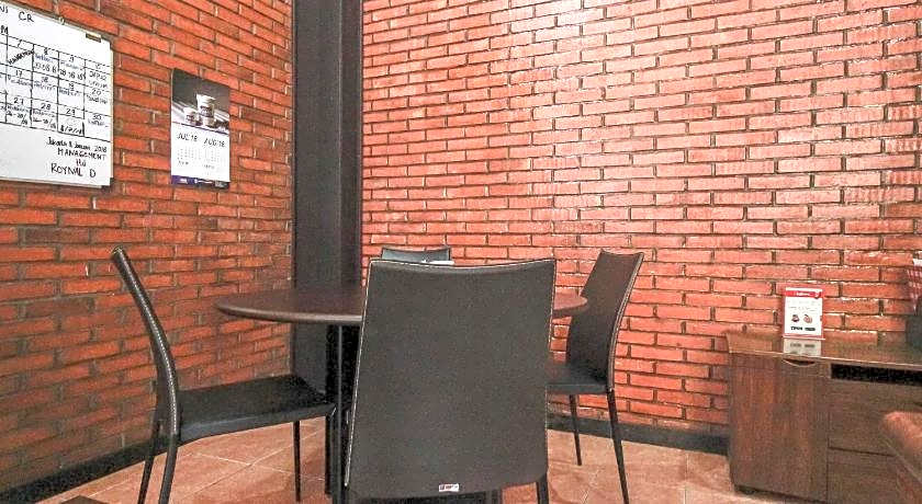 RedDoorz @ Cilandak Timur