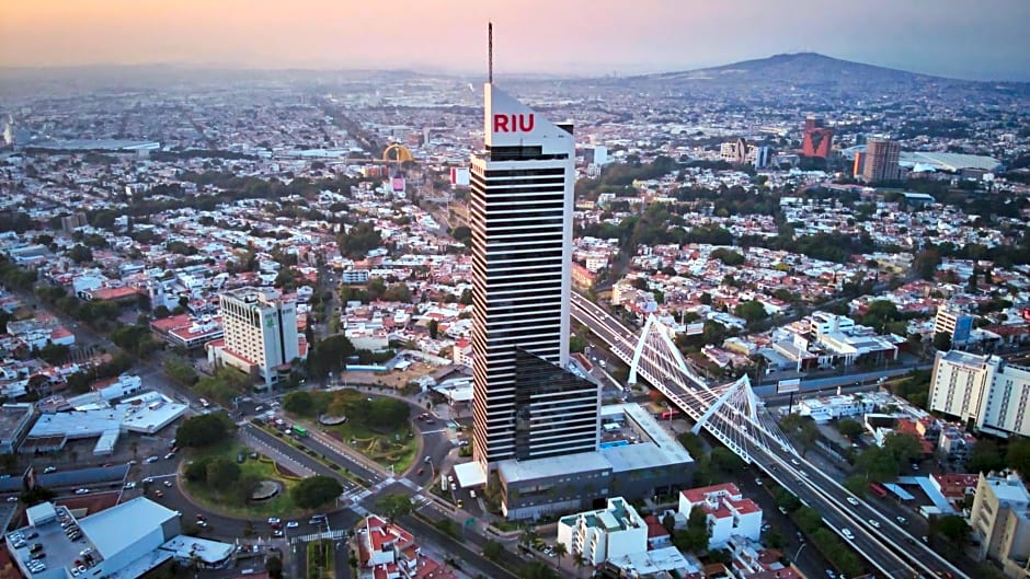 Hotel Riu Plaza Guadalajara