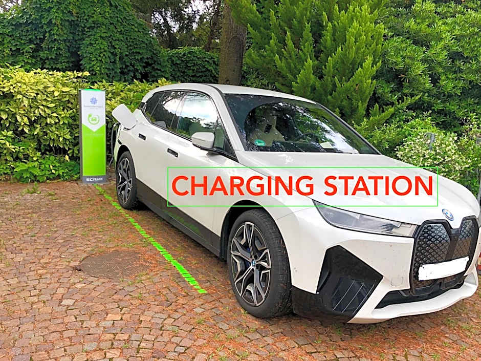 Hotel Riviera & Maximilian's