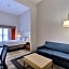 Holiday Inn Express Hotel & Suites Milwaukee Airport