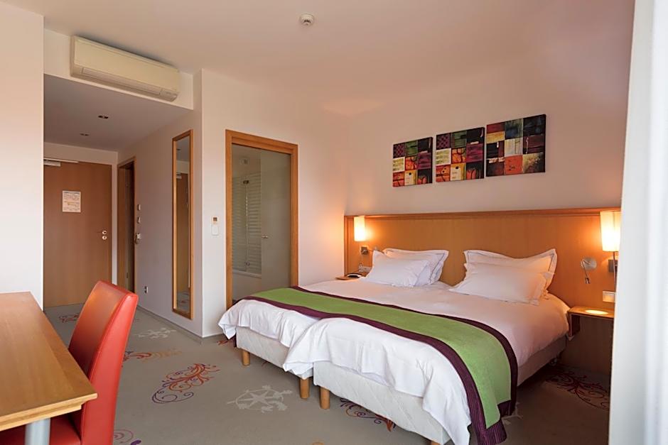 Logis Hotel Restaurant A L'Etoile