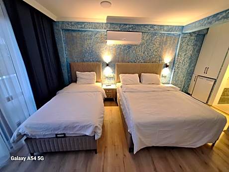 Family Room with Sea View