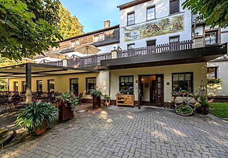 Waldgasthof & Hotel Am Sauwald