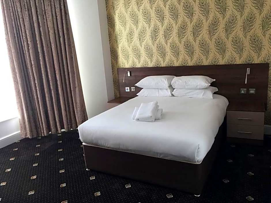 Marlborough Hotel