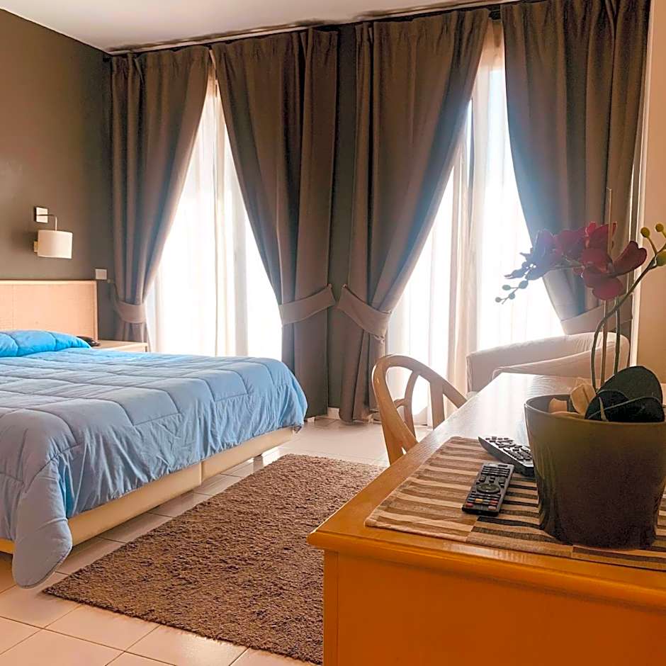 River Park Hotel