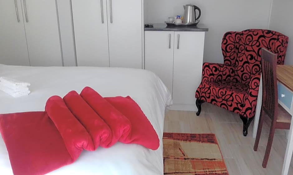 Lucolo Palace B&B - Mthatha