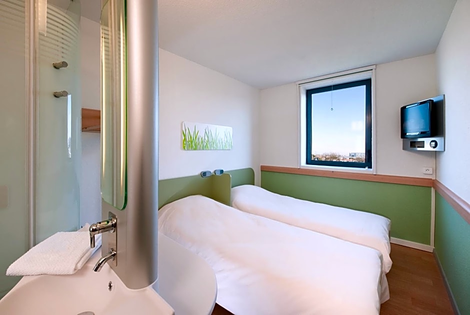 ibis budget Istres Trigance